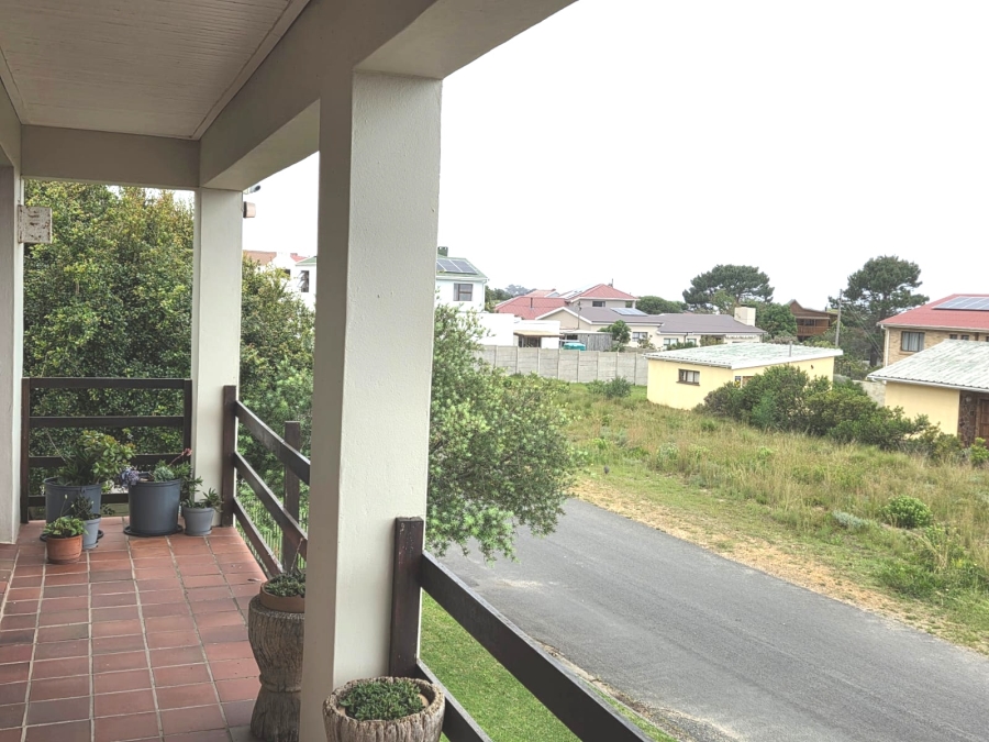 3 Bedroom Property for Sale in Palmiet Western Cape